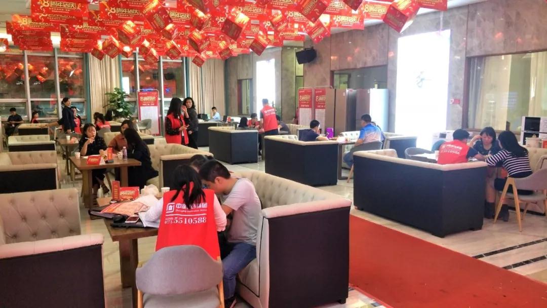 這家公司居然這么火爆，是什么吸引了他們?